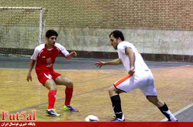تخلف های محرز منصوری در اولین بازی خانگی/ از حضور تماشاگران در بازی بدون تماشاگر تا حضور بازیکن غیر قانونی!