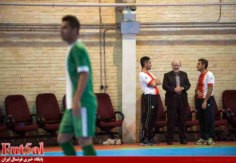 افتخاری منکر حضور بازیکنان ایرانی در جام رمضان امارات شد!