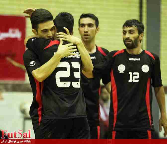 نماینده قزوین امروز نمی‌تواند بازی کند/ ۳ تیم تهرانی خواهان خرید امتیاز میثاق شدند