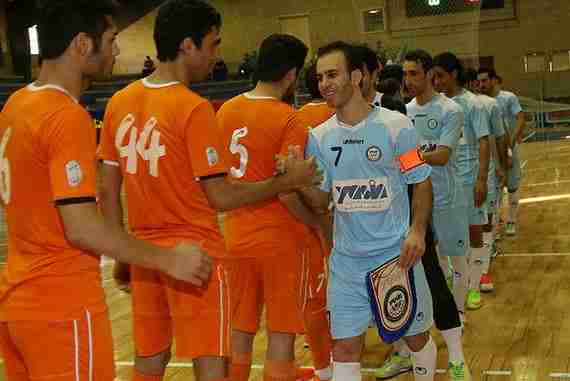 گزارش تصویری/بازی تیم های یاسین پیشروی قم با منصوری قرچک