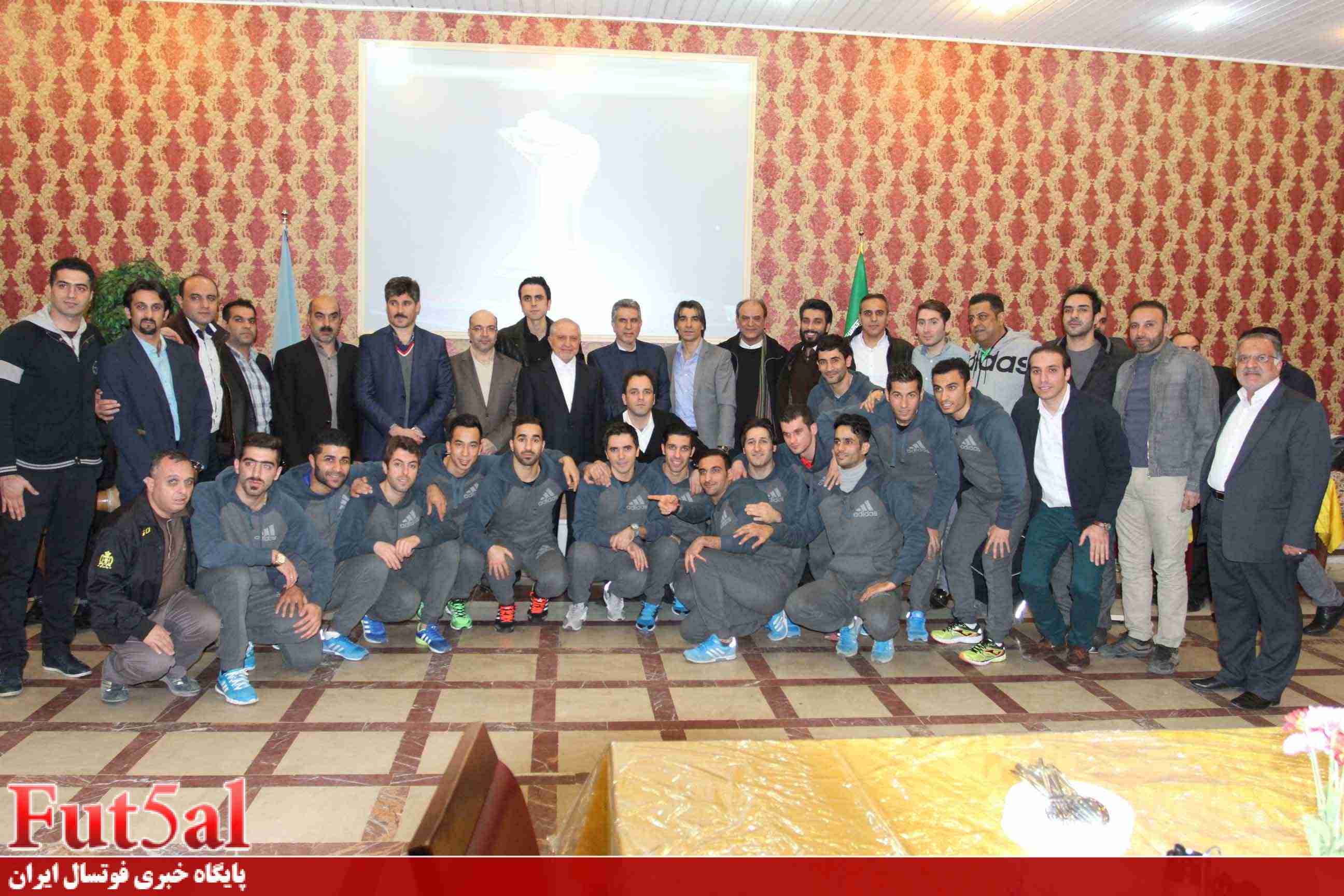 گزارش تصویری/جشن تولد وحید شمسایی و تجلیل از بازیکنان تاسیسات