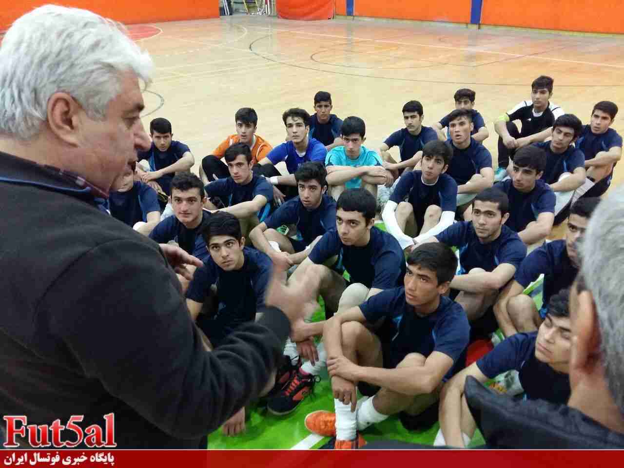 اولین اردوی انتخابی تیم فوتسال دانش‌آموزی ایران در تبریز برگزار شد