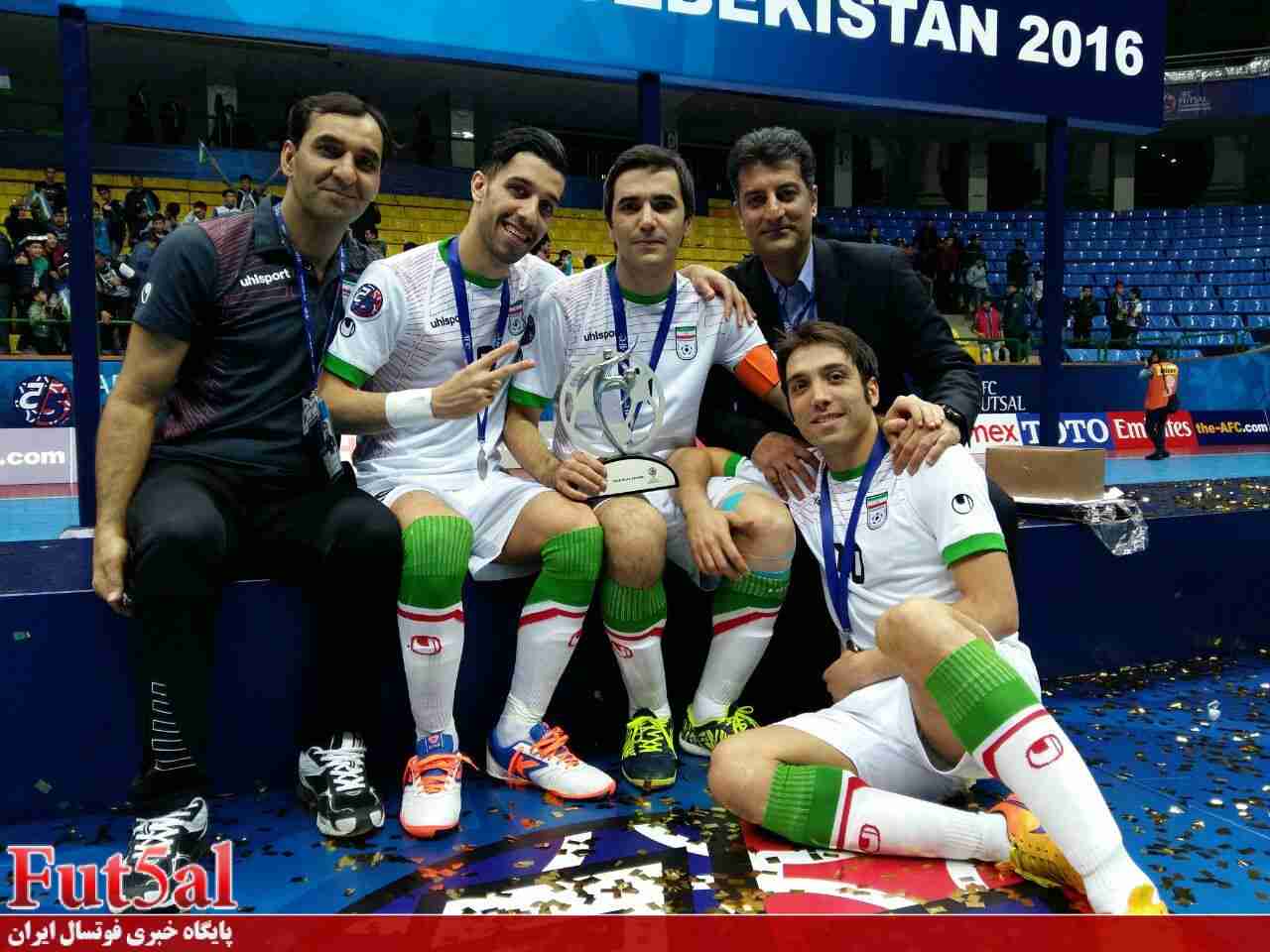 ویدئو/ مراسم اهدای مدال و جشن قهرمانی فوتسالیست های ایران