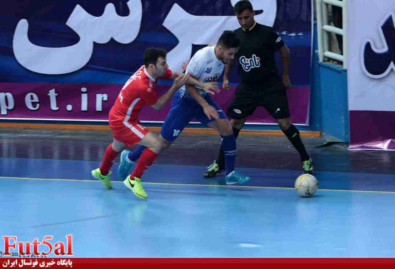 گزارش تصویری/بازی تیم های فرش آرای مشهد با حفاری خوزستان