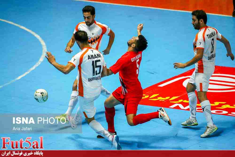 گزارش تصویری/بازی تیم های گیتی پسند اصفهان با شهروند ساری