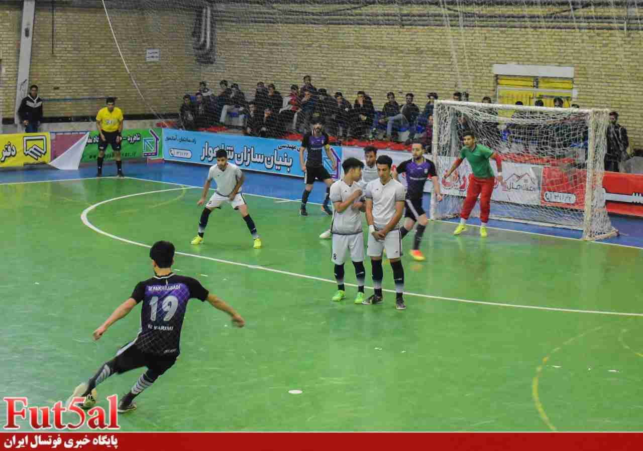 گزارش تصویری/بازی تیم های پیمان شاهرود با مبل کریمی البرز