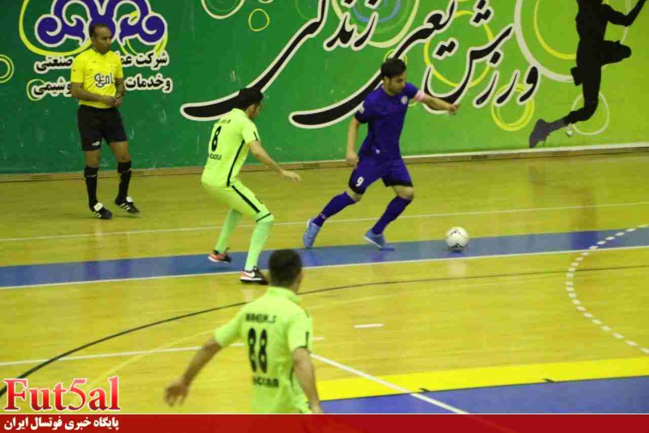 گزارش تصویری/بازی تیم های استقلال نوین ماهشهر با اهورا بهبهان