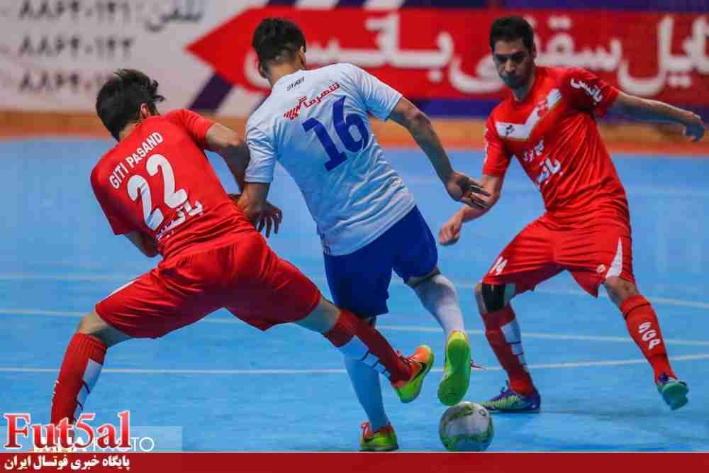 گزارش تصویری/ بازی تیم های گیتی پسند اصفهان با فرش آرای مشهد
