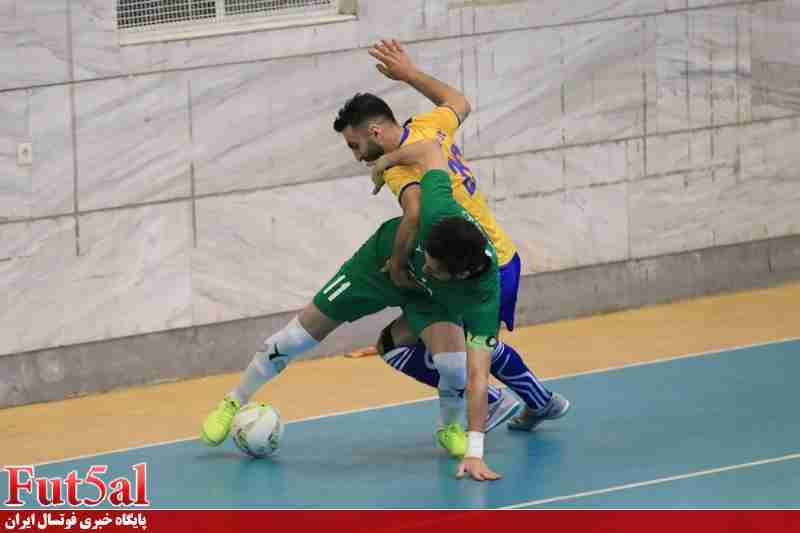 گزارش تصویری/بازی تیم های هایپرشاهین شهر با رسالت مازندران
