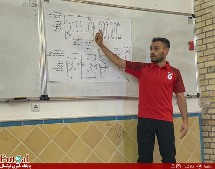 علیاصغر حسنزاده با مربیگری سطح یک آسیا در لیگ ۱۴۰۲ (عکسها) علیاصغر حسنزاده با مربیگری سطح یک آسیا در لیگ ۱۴۰۲ (عکسها)