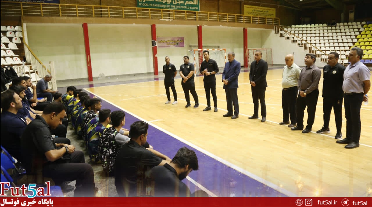 حضور نماینده مردم هرمزگان در تمرینات پالایش نفت بندرعباس حضور نماینده مردم هرمزگان در تمرینات پالایش نفت بندرعباس