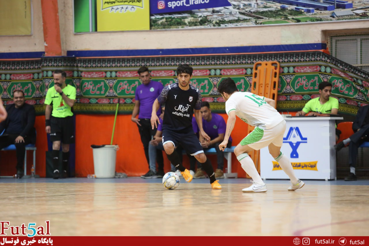 گزارش تصویری دیدار تیم‌های ایرالکو اراک و آناصنعت قم