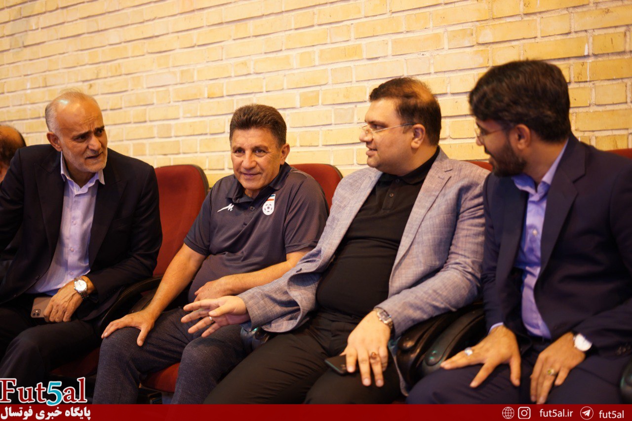 حضور سرمربی تیم ملی فوتبال در تمرین ملی پوشان فوتسال حضور سرمربی تیم ملی فوتبال در تمرین ملی پوشان فوتسال