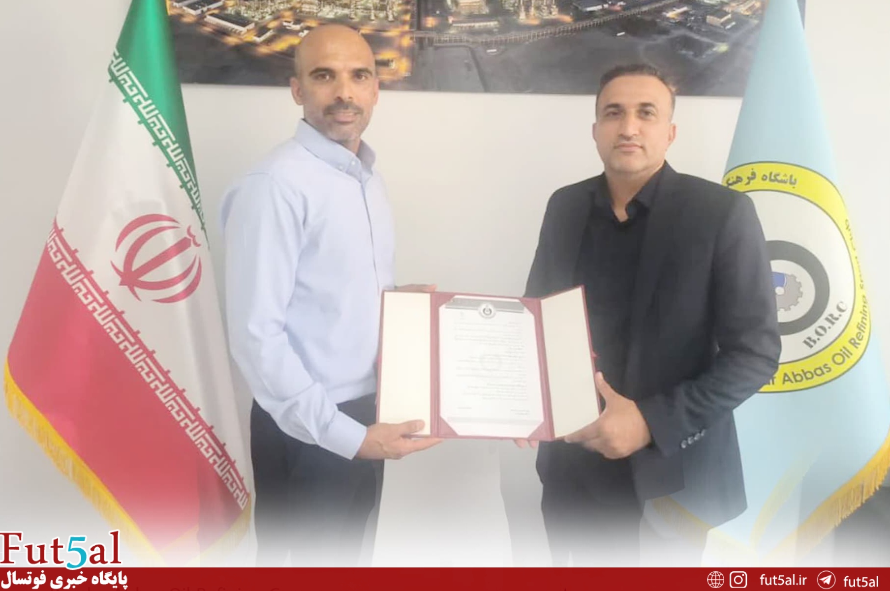 مربی بدنساز بندری‌ها قرارداد بست+ عکس