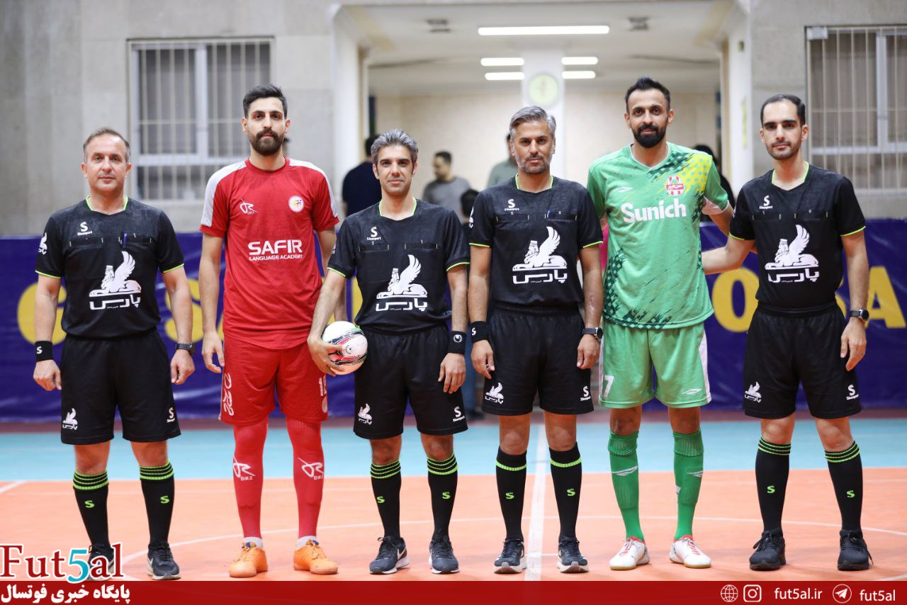 گزارش تصویری/ بازی تیم های سفیر گفتمان تهران و سن ایچ ساوه در روز پایانی جام سفیر