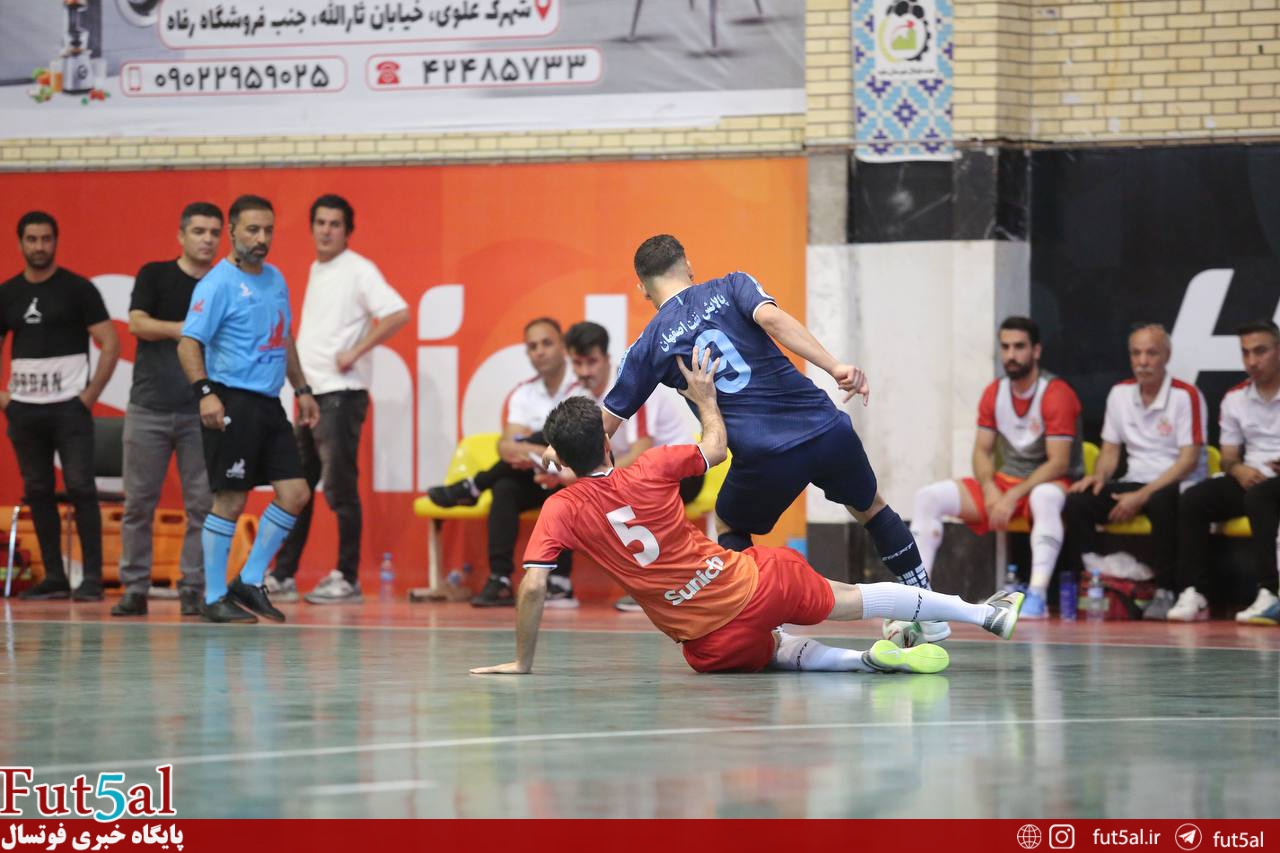 دوئلی برای رسیدن به آرامش دوئلی برای رسیدن به آرامش