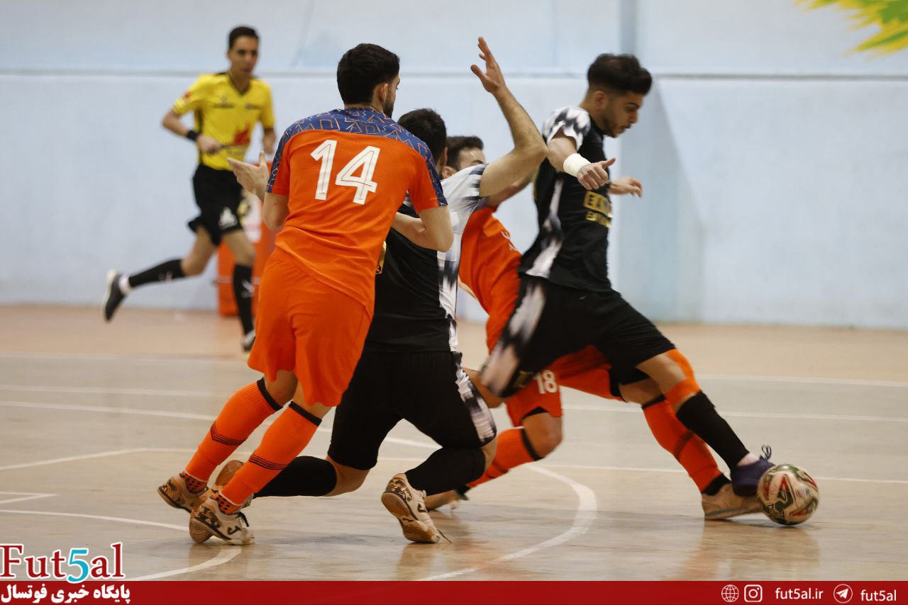 گزارش تصویری / بازی تیم های پترونیروسازان سپنتا تهران با شهروند ساری گزارش تصویری / بازی تیم های پترونیروسازان سپنتا تهران با شهروند ساری