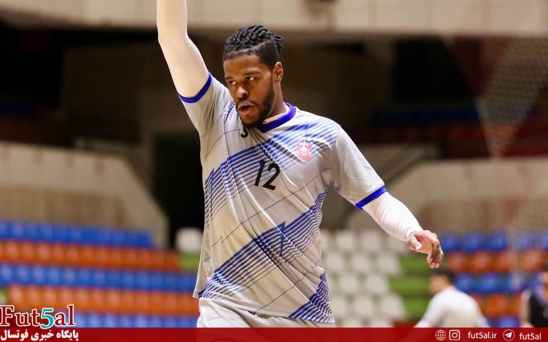 رونمایی از برزیلی مس سونگون مقابل فولاد زرند رونمایی از برزیلی مس سونگون مقابل فولاد زرند