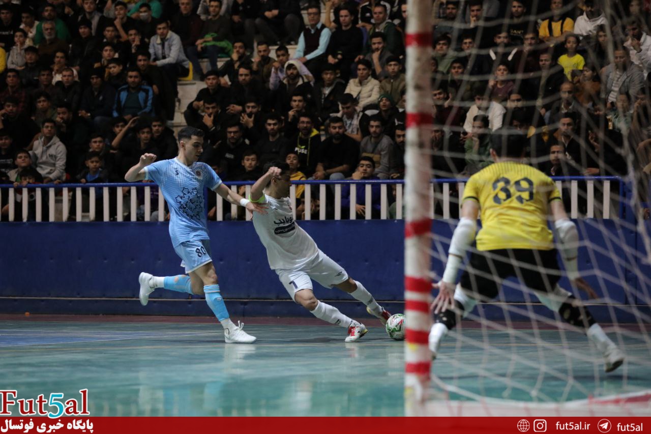 گزارش تصویری/ بازی تیم‌های شهرداری ساوه و گیتی پسند اصفهان