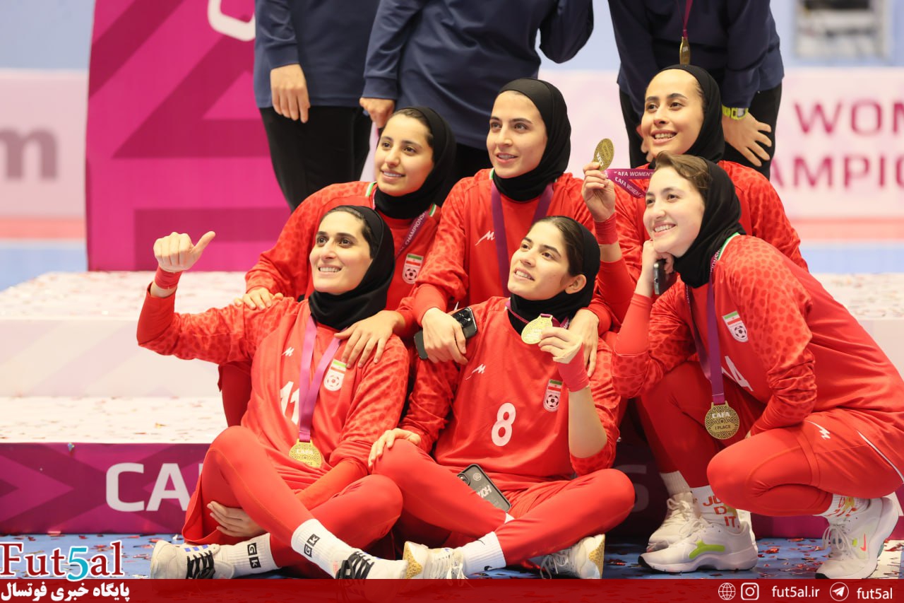 فاجعه در فوتسال بانوان/ قهرمانان کافا پیراهنشان را پس دادند
