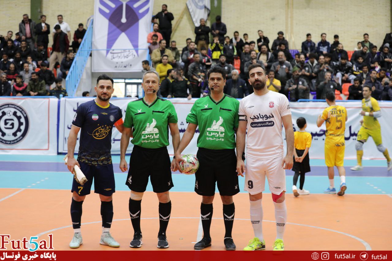 گزارش تصویری/ بازی تیمهای فولاد زرند و گیتی پسند اصفهان گزارش تصویری/ بازی تیمهای فولاد زرند و گیتی پسند اصفهان