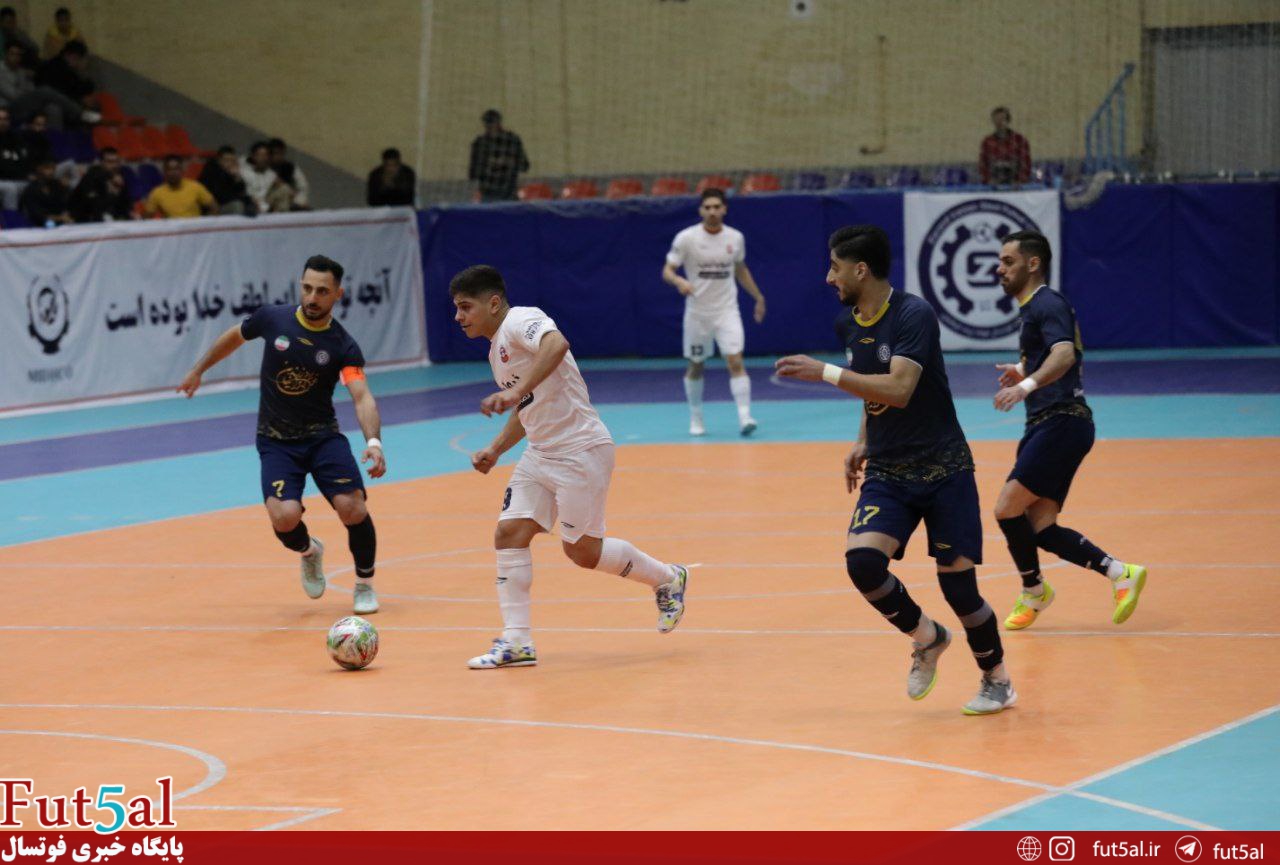 فولادزرند به دنبال سومین برد پیاپی/ پردیس امتیاز می خواهد فولادزرند به دنبال سومین برد پیاپی/ پردیس امتیاز می خواهد