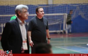 سه امتیاز سخت از دائم‌پناه گرفتیم/ حسن‌زاده فراتر از یک بازیکن برای فولادزرند است/ برای بازگشت رسولی عجله‌ نمی‌کنیم