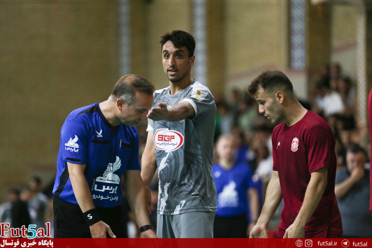 تائید خبر Fut5al/ال کلاسیکو با کمک داور ویدیویی/ پخش زنده از شبکه ورزش تائید خبر Fut5al/ال کلاسیکو با کمک داور ویدیویی/ پخش زنده از شبکه ورزش