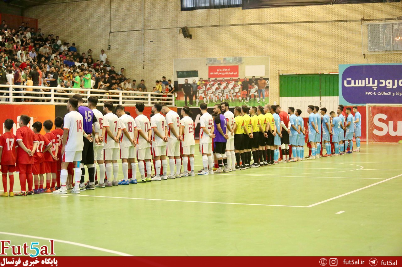 گزارش تصویری/ بازی تیمهای سن ایچ ساوه و شهرداری ساوه گزارش تصویری/ بازی تیمهای سن ایچ ساوه و شهرداری ساوه