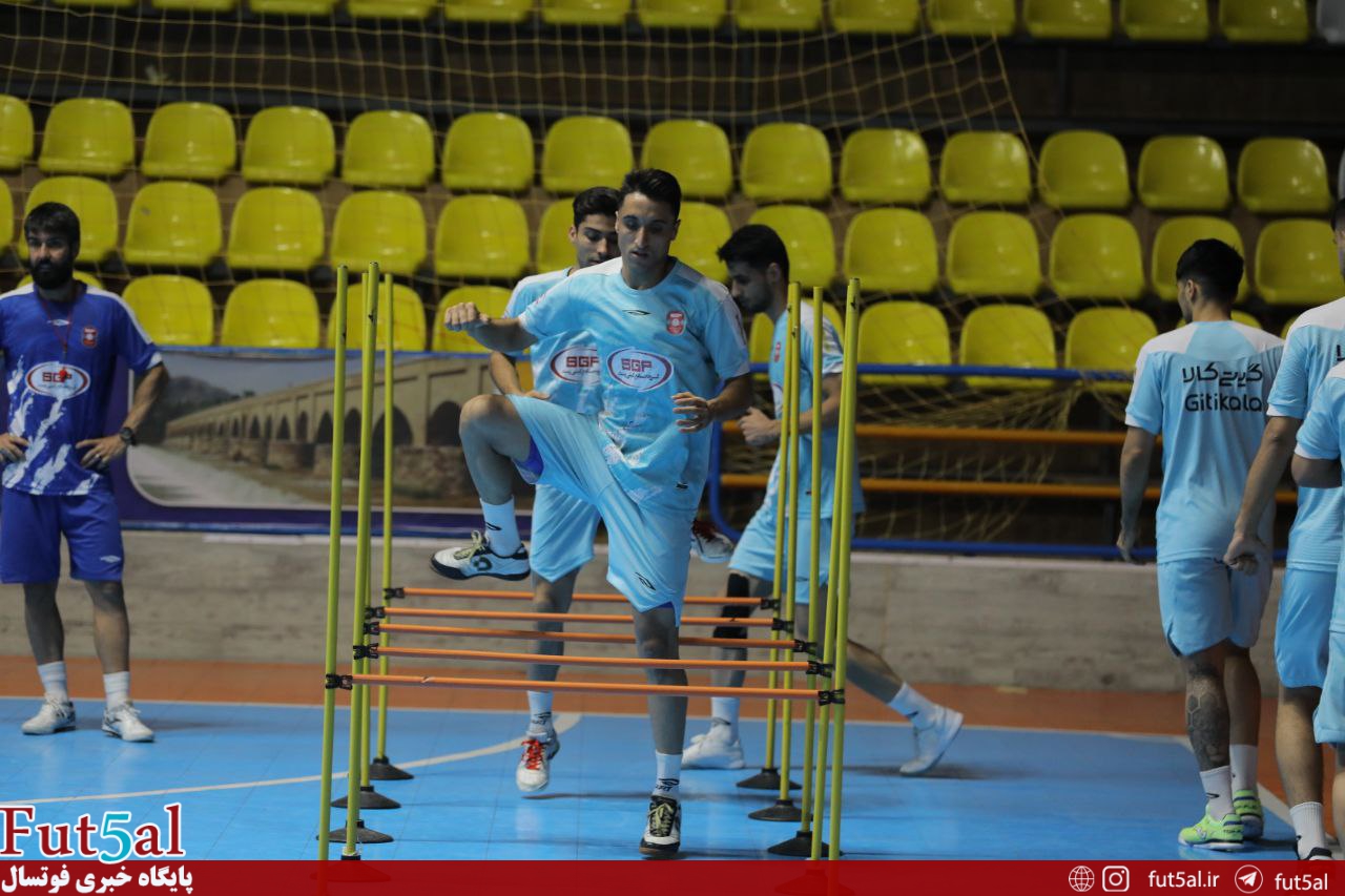 مدافع عنوان قهرمانی به دنبال بازیکن برای تمرین!