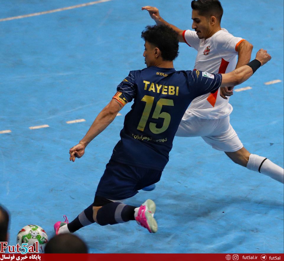 گزارش تصویری دیدار تیمهای گهرزمین سیرجان و سنایچ ساوه گزارش تصویری دیدار تیمهای گهرزمین سیرجان و سنایچ ساوه