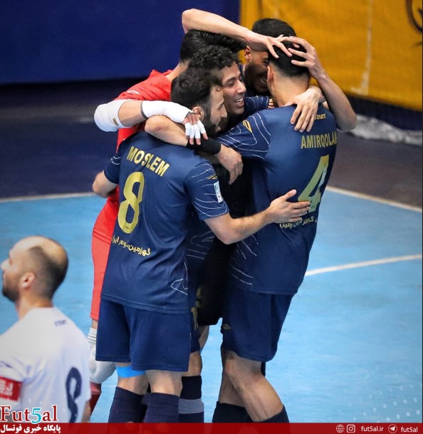 گزارش تصویری/ بازی تیم های گهرزمین سیرجان و پالایش نفت شازند