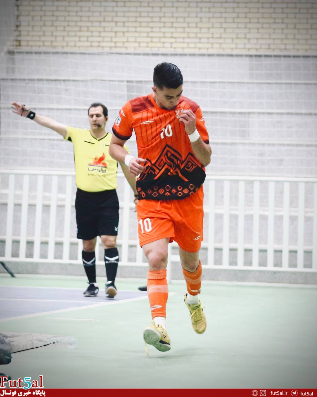 عظیمی: با انسجام تیمی بازی را برگرداندیم/ گل‌هایم را به پدر و مادرم تقدیم کردم