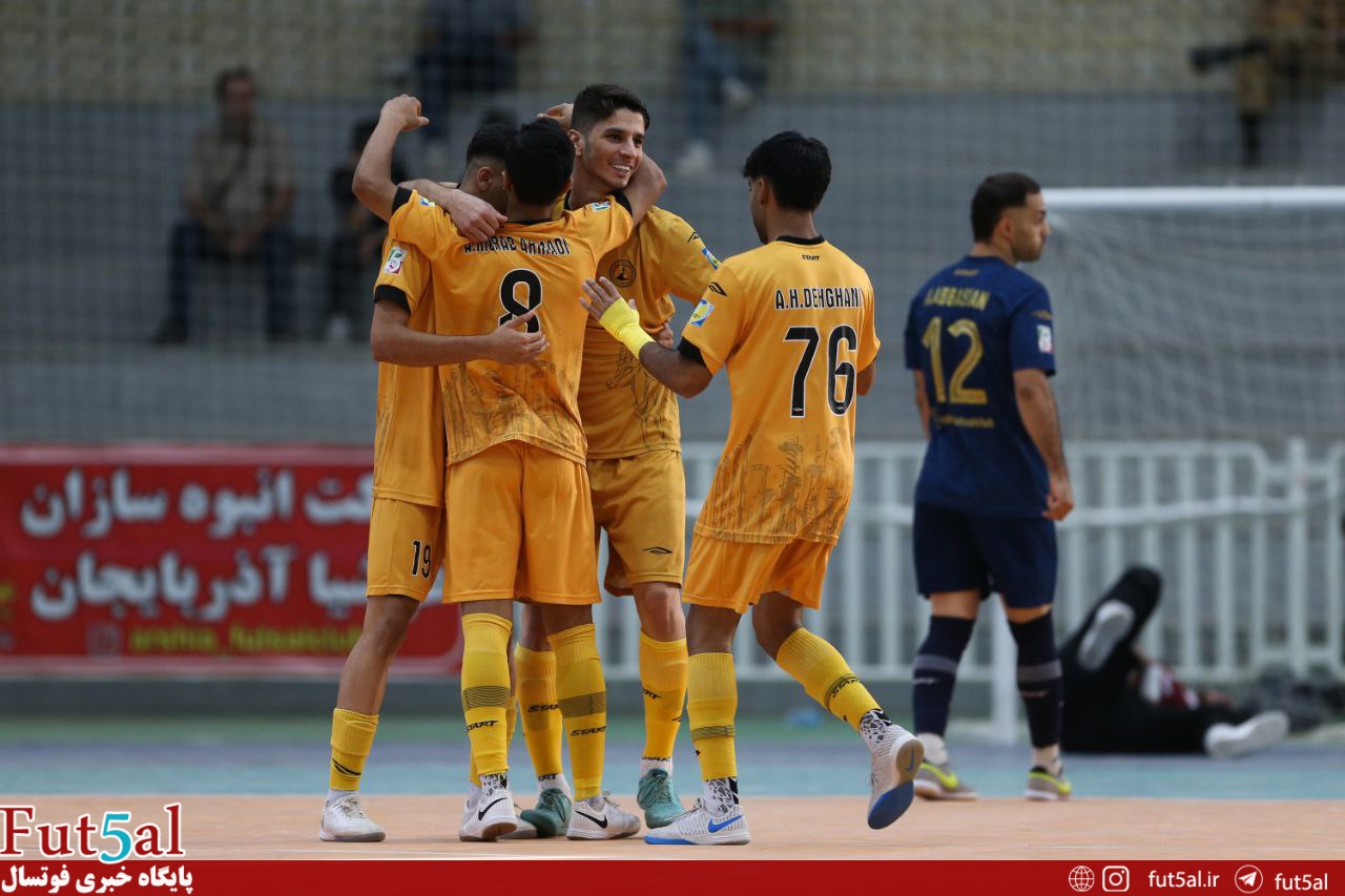 دو ملی پوش پالایش نفت بندرعباس، اردوی تیم ملی را ترک کردند