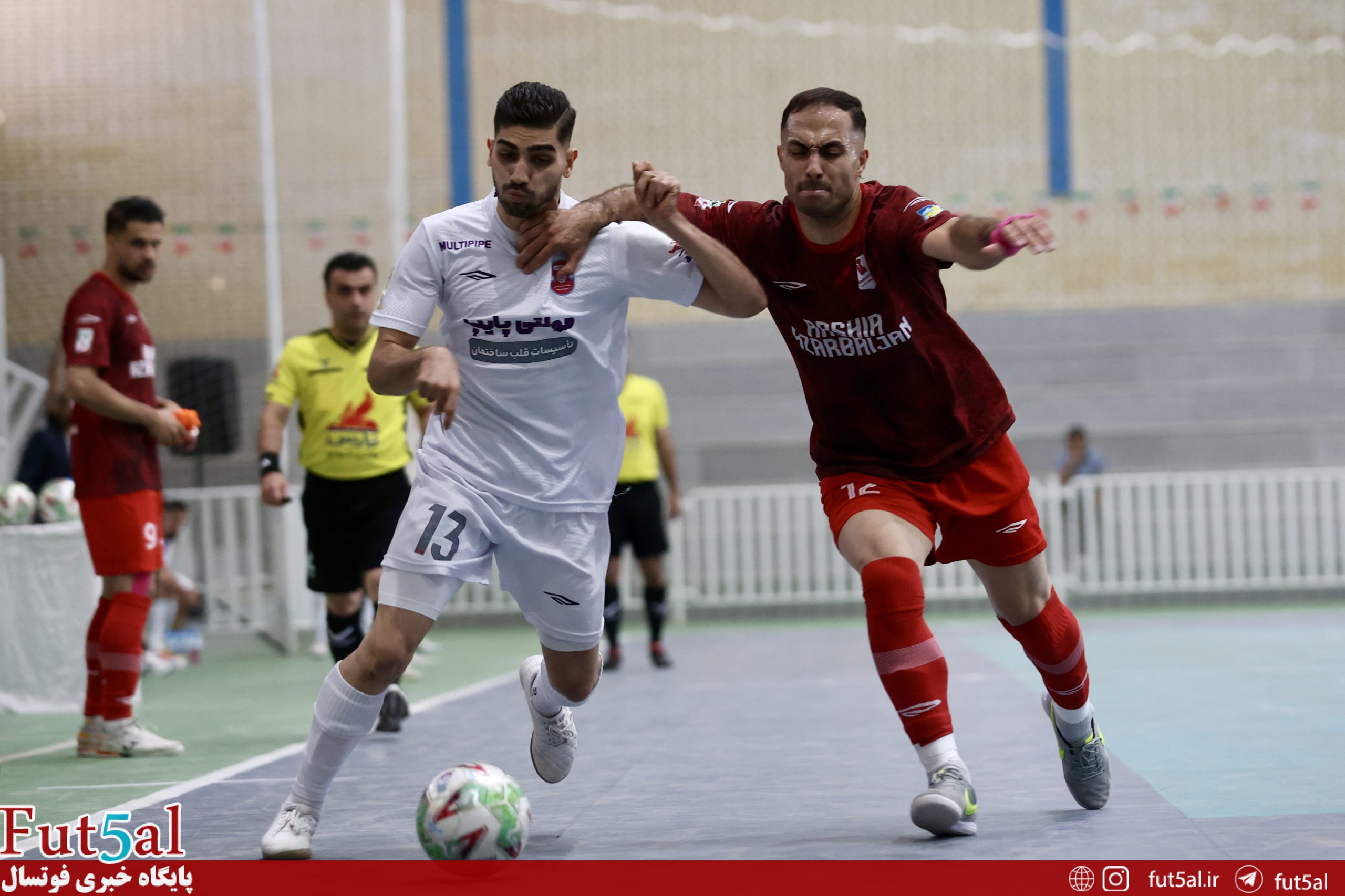 هفته بیست و پنجم لیگ برتر/ تداوم کورس گیتی پسند و مس برای قهرمانی نزدیک به خط پایان/ شاید یک تیم سقوط کند هفته بیست و پنجم لیگ برتر/ تداوم کورس گیتی پسند و مس برای قهرمانی نزدیک به خط پایان/ شاید یک تیم سقوط کند