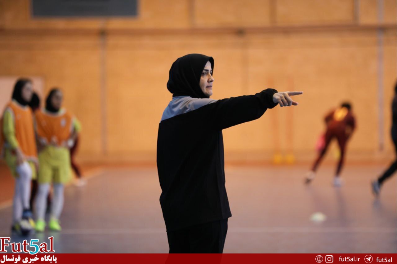 محمودی: با تمام وجود برای صعود میجنگیم محمودی: با تمام وجود برای صعود میجنگیم