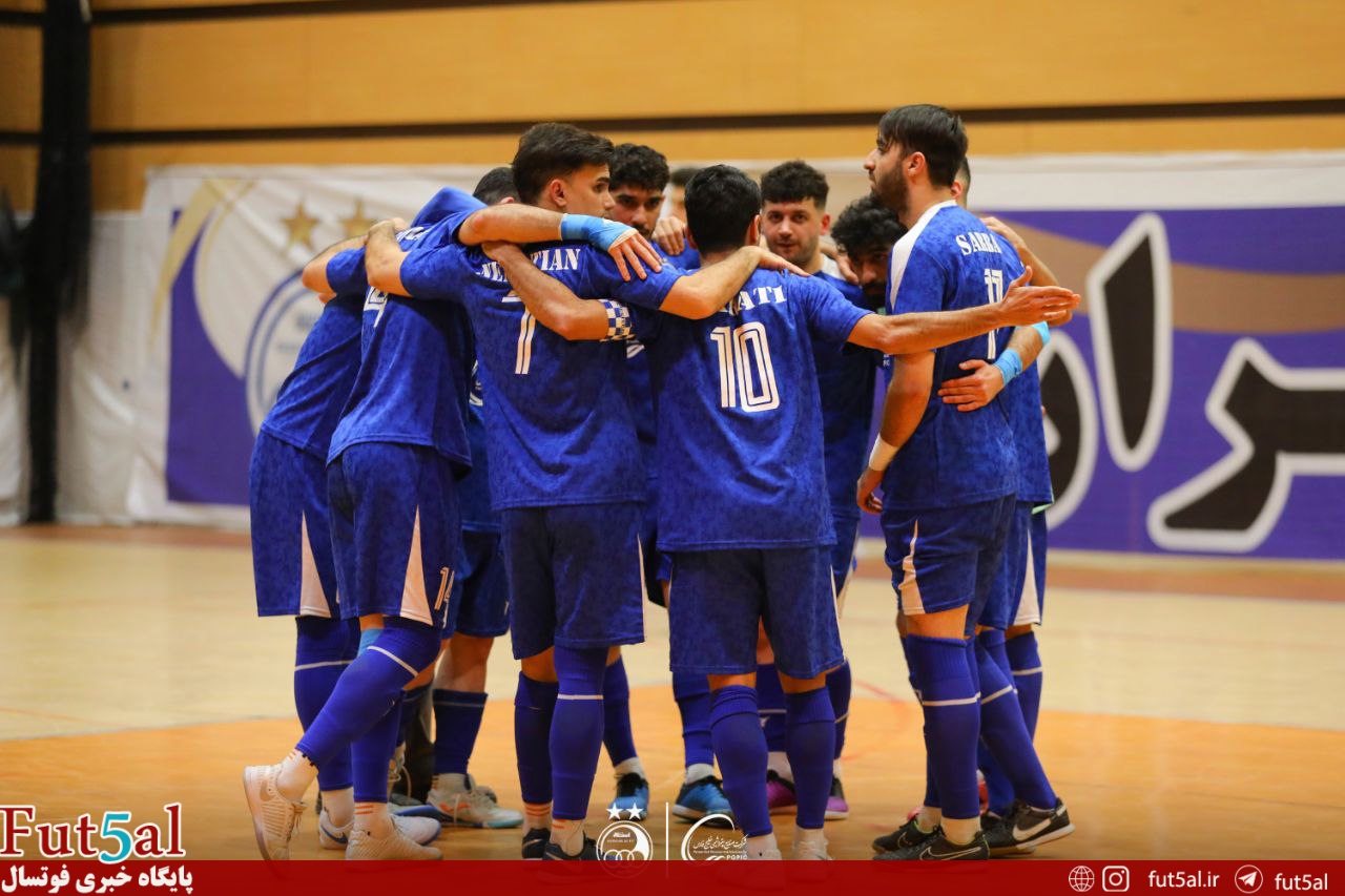 پیروزی قاطع استقلال مقابل واروانرژی و بازگشت به تنظیمات کارخانه/ چهار تیم هم‌امتیاز شدند+ جدول