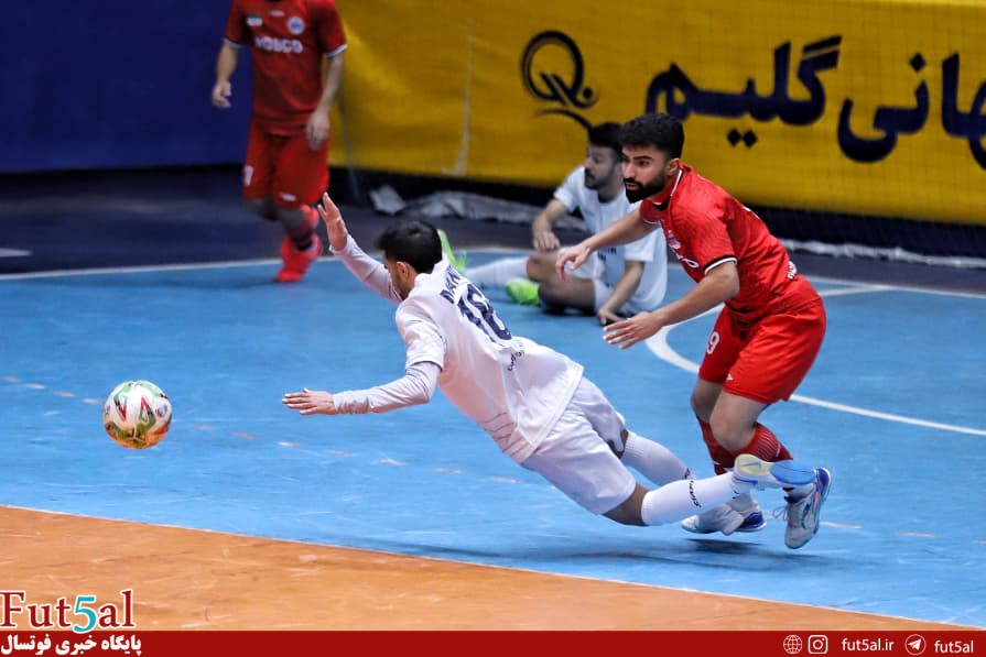 گهرزمین در فاصله سه امتیازی جایگاه نقره‌ای