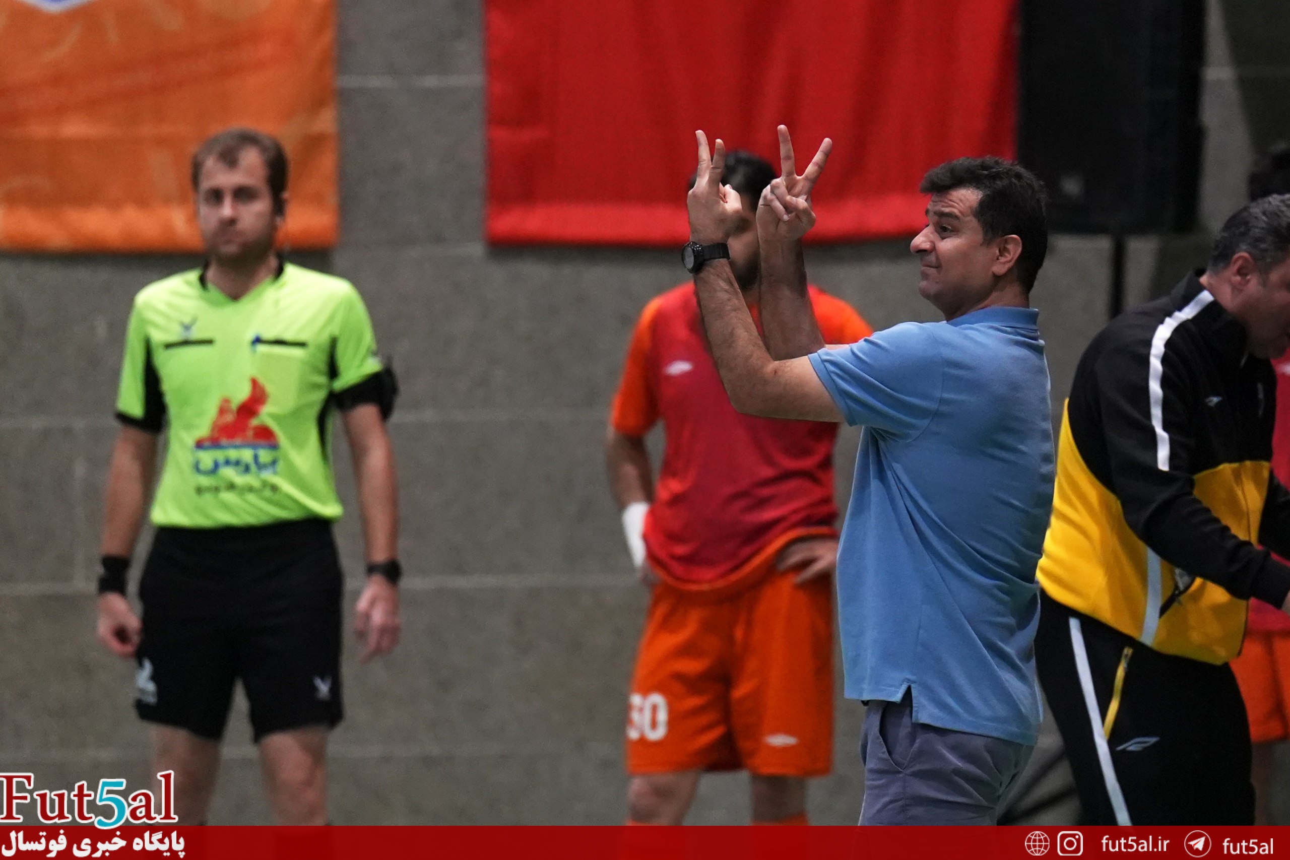 گام محکم پالایشگاه شازند با حمید شاندیزی/ مربی مشهدی با برد شروع کرد گام محکم پالایشگاه شازند با حمید شاندیزی/ مربی مشهدی با برد شروع کرد