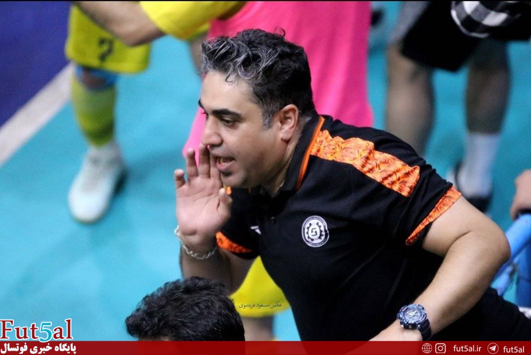 بازگشت مربی مشهدی فولادزرند به خانه/ ماموریت گلرسازی رئوف این بار در دائم‌پناه خراسان